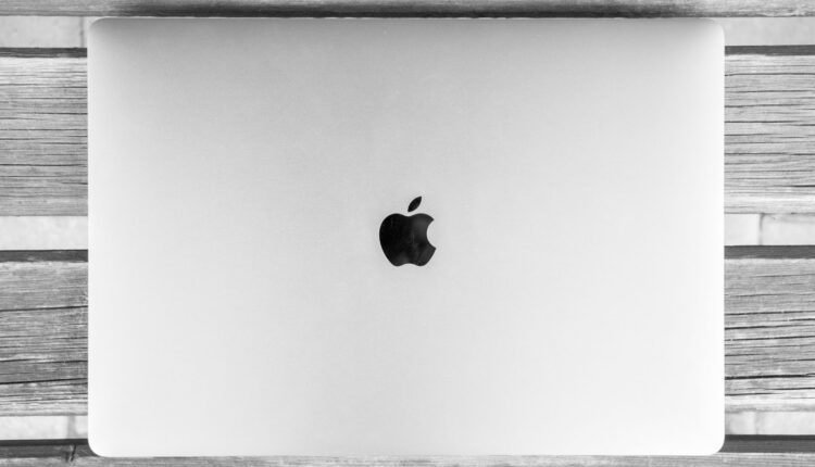 Great MacBook Accessories to Improve Your Experience