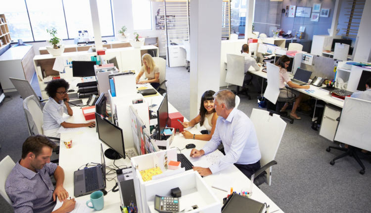 4 Ways to Improve Your Office's Work Environment